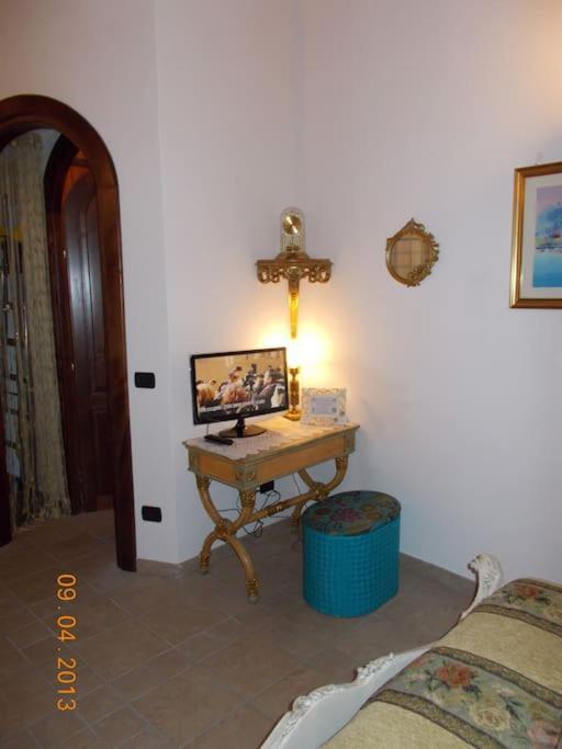 Vivilo Collection - Opera Teather Apartment - Very Central ローマ エクステリア 写真
